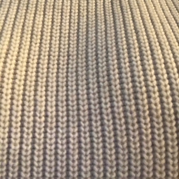 H&M vest - Picture 5 of 6